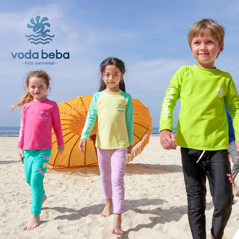 Bright-colored sunscreen long sleeved shirt